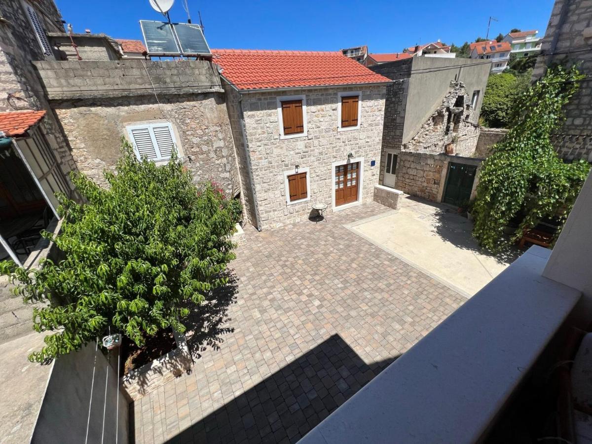House Tia Villa Vrboska Exterior foto