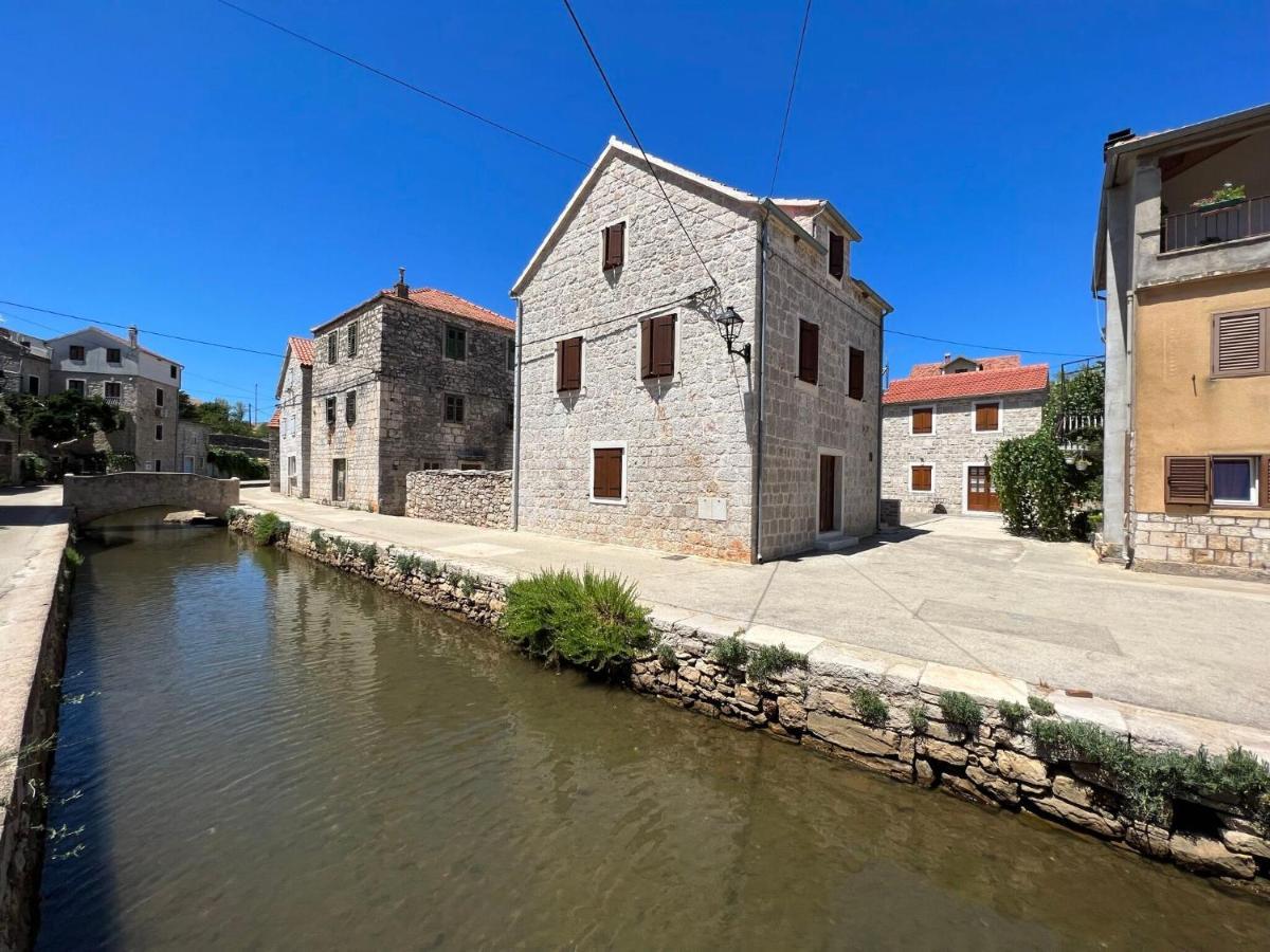House Tia Villa Vrboska Exterior foto